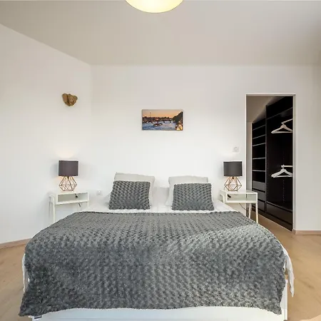 Calme Avec Vue 4 A 8 Personnes - Salle De Sport Villa